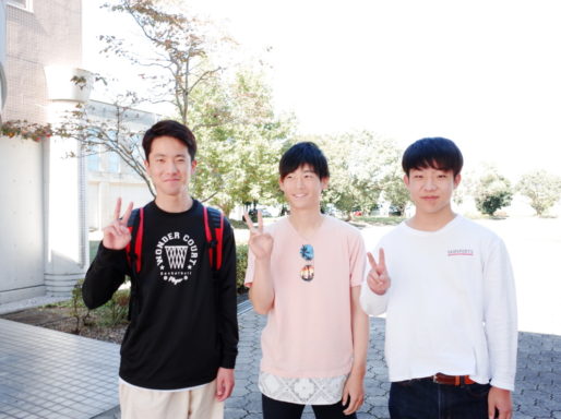 学校生活を満喫してます